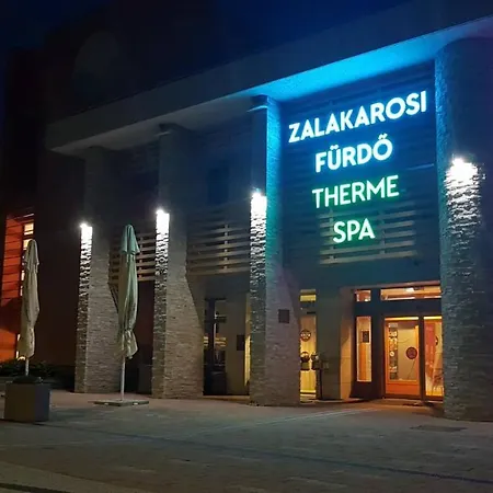 Family Panzio Bed & Breakfast