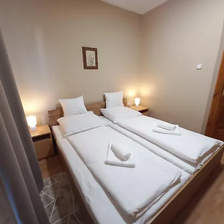 Bed & Breakfast Family Panzio Zalakaros